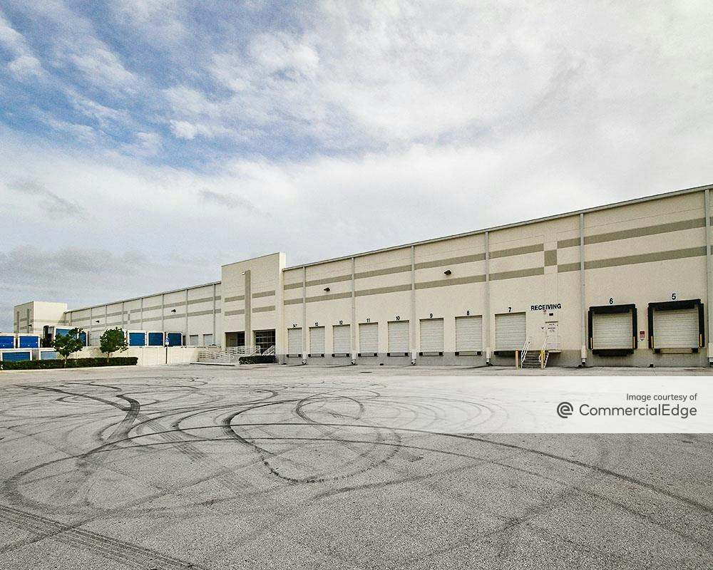 Pompano Distribution Center II 4000 North Dixie Hwy, Pompano Beach